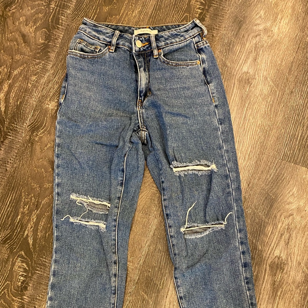 PacSun Mom Jeans Distressed